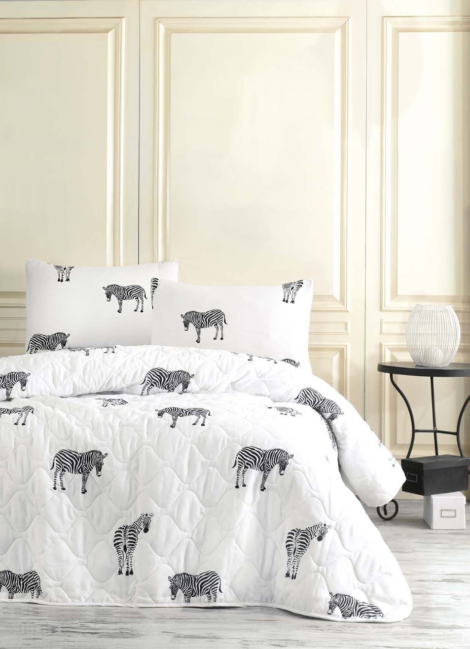 

Покрывало стеганное с наволочкой Eponj Home B&W - Zebra 160*220