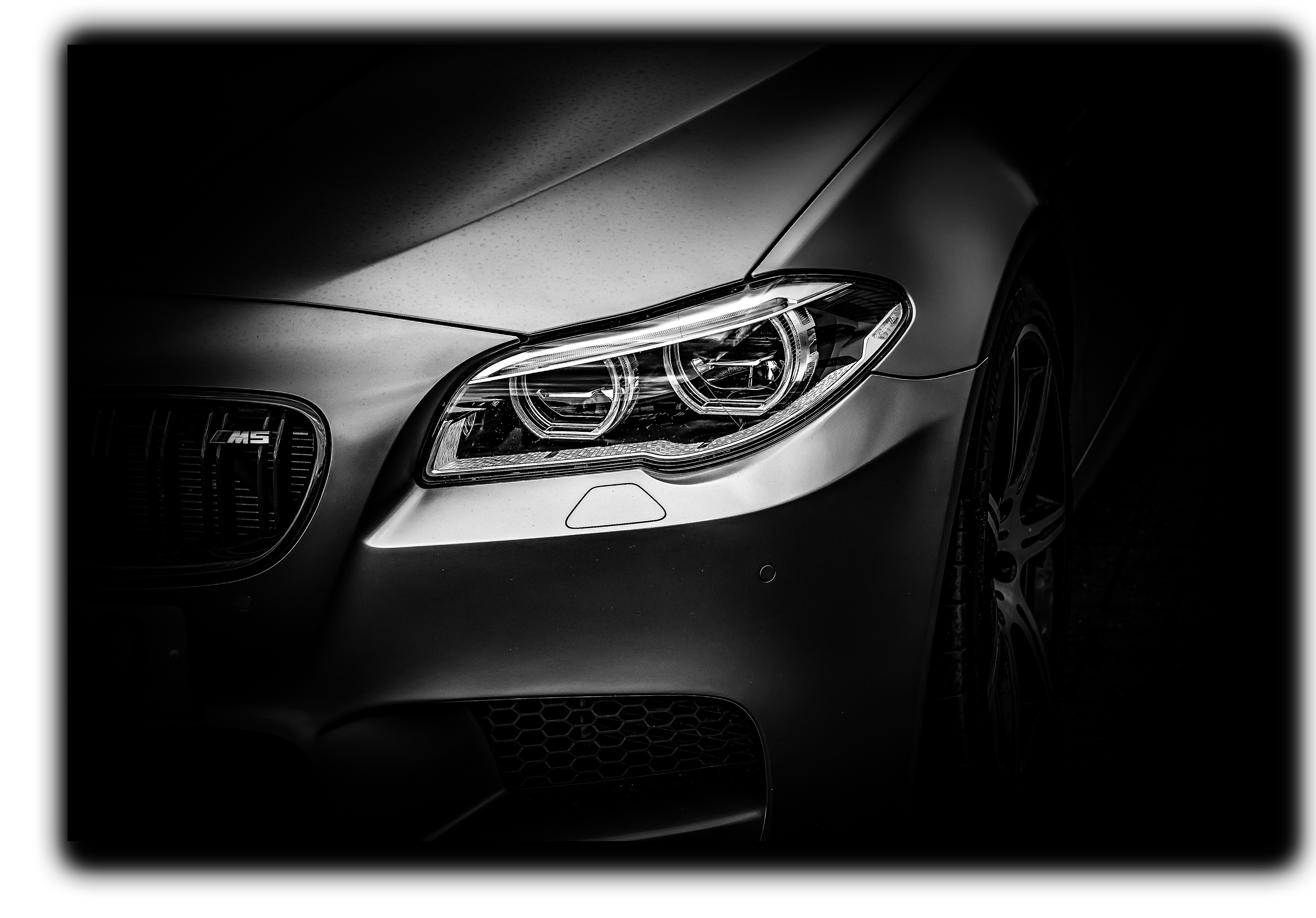 

картина на холсте bmw m5 f10 спортивные гоночные авто суперкары Hotel Arizona HD 84 см x 127 см