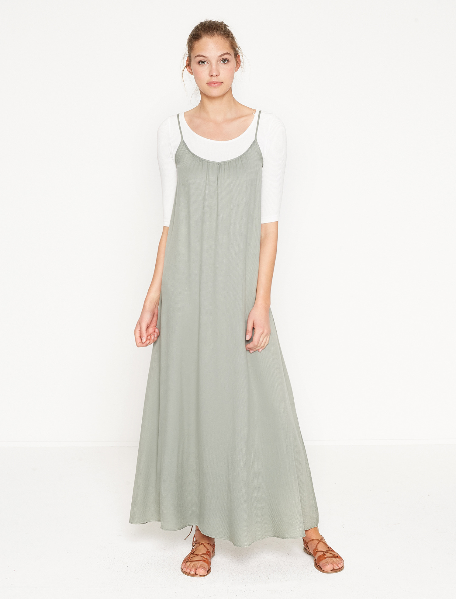 

Платье Koton 7YAL89404OW 34 D.Khaki