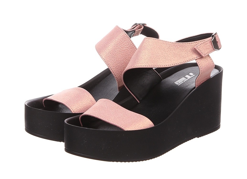

Босоножки It Style 40 р Светло-розовые