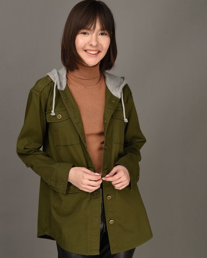 

Куртки H&M Зелёный S 2933316530603