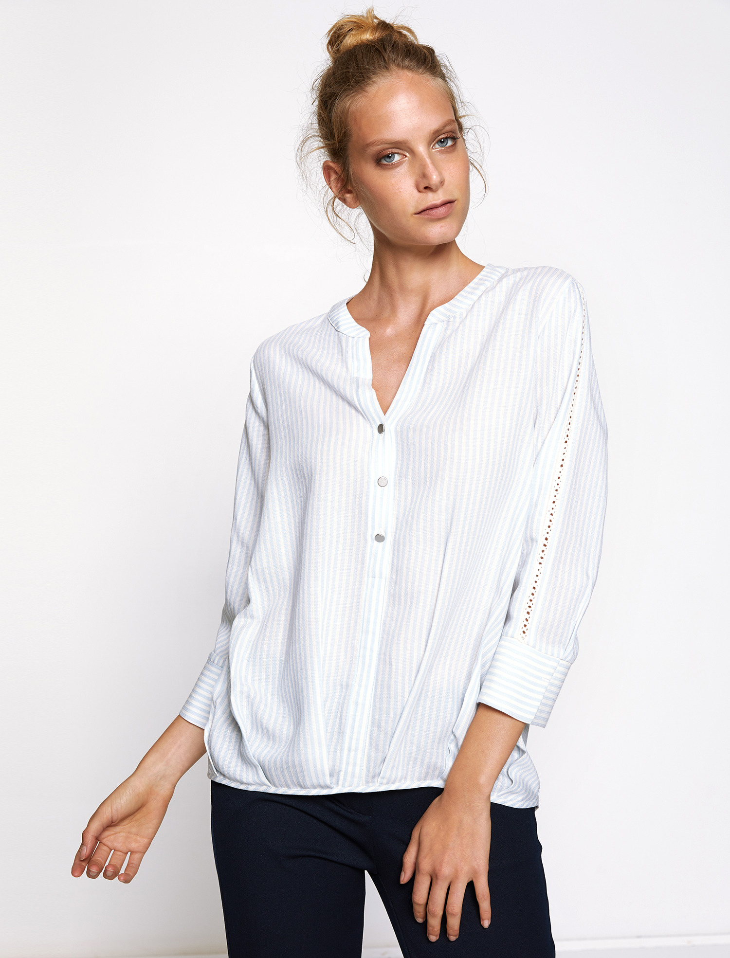 

Блузка Koton 8KAK68372OW-10N 40 White Stripe