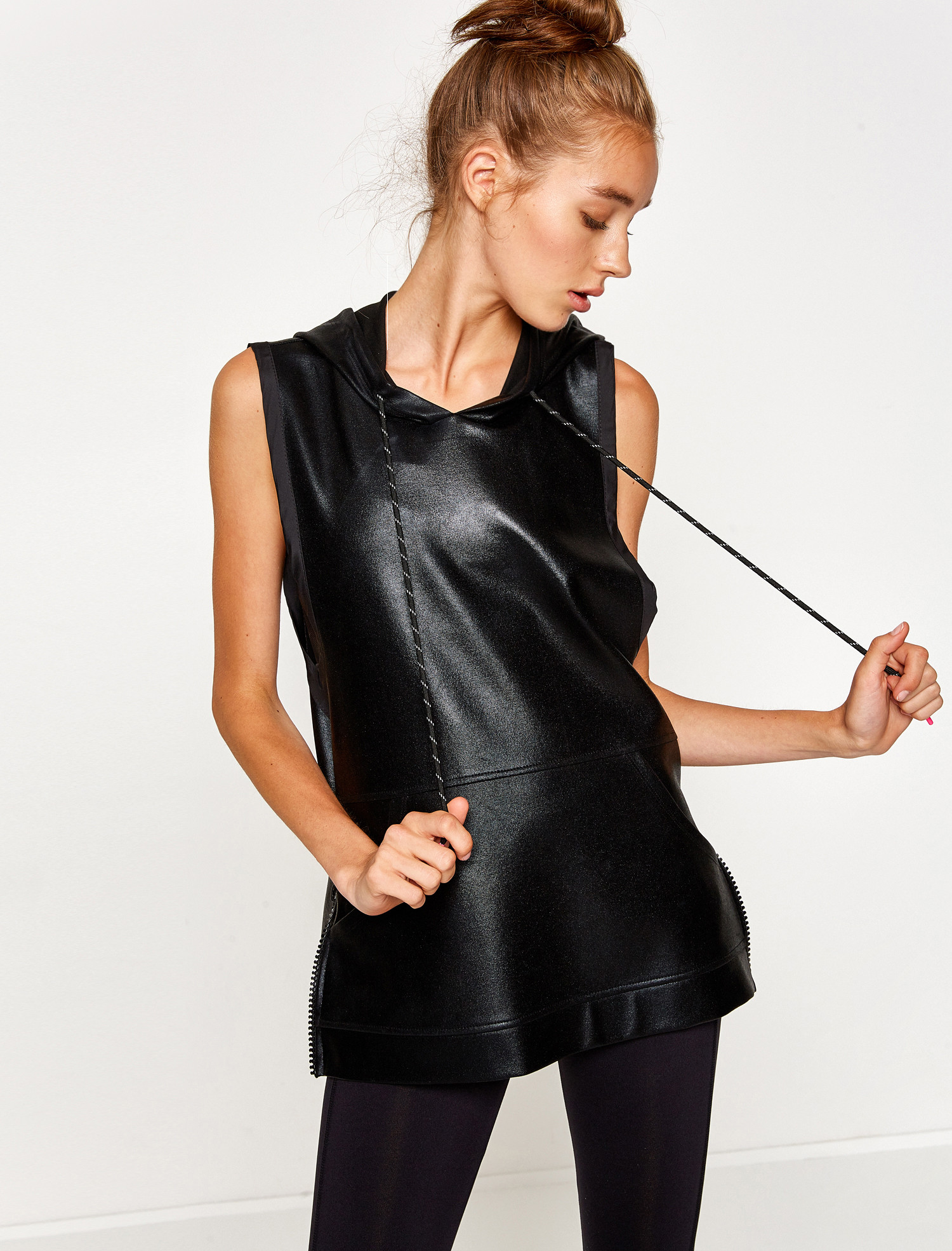 

Жилет Koton 8KAK32684NK-999 XS Black