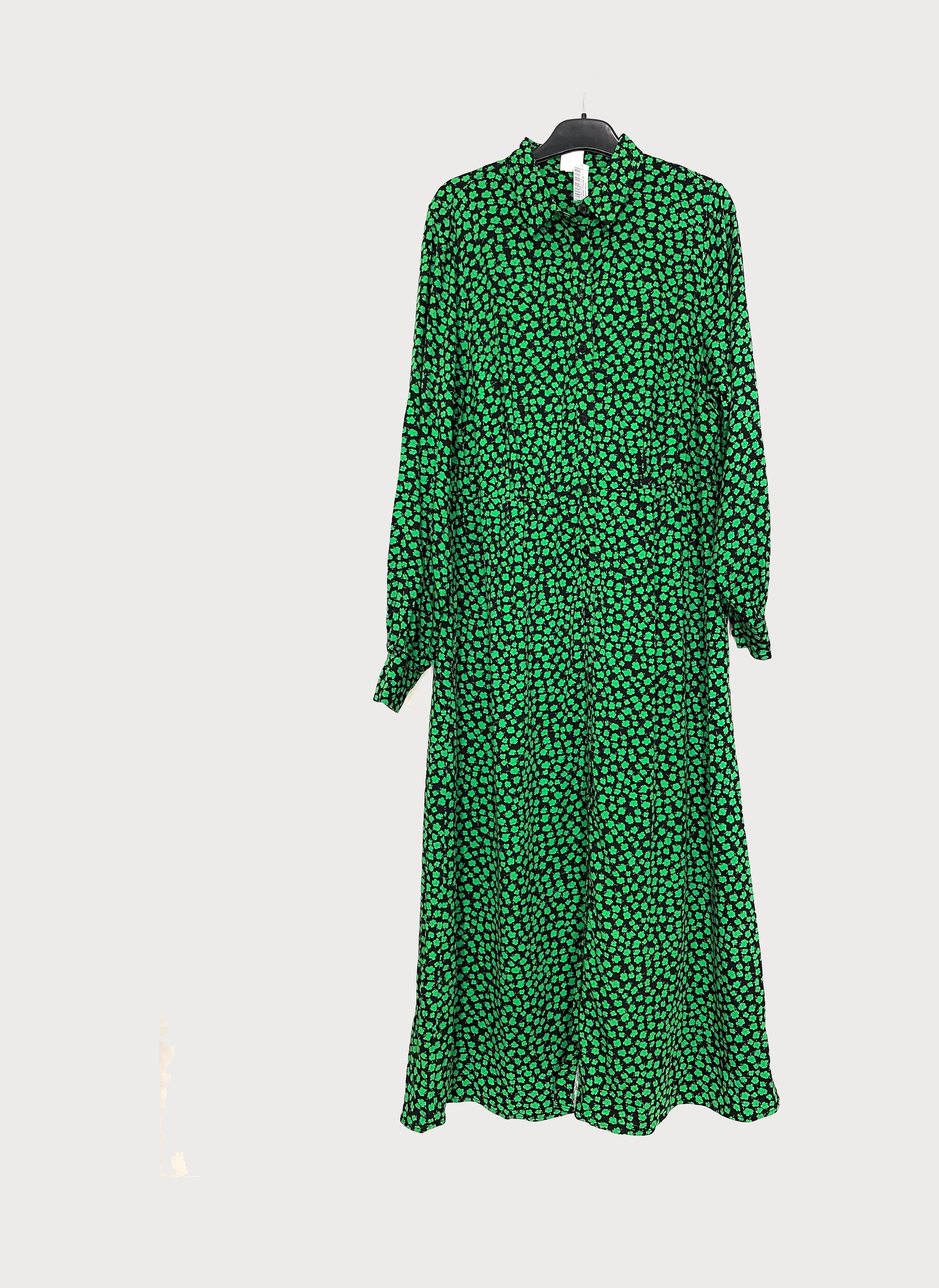 

Платье H&M 060788846 38 Черное с зеленым