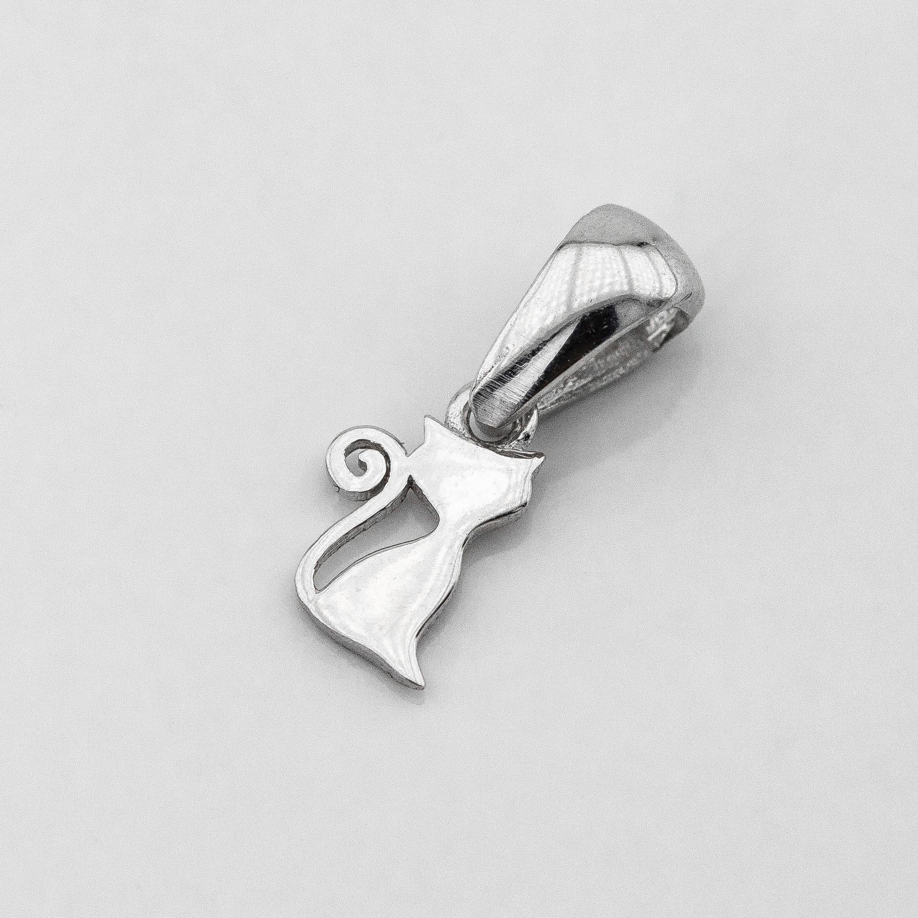 

Серебряная подвеска Кошка p13873 Диамант