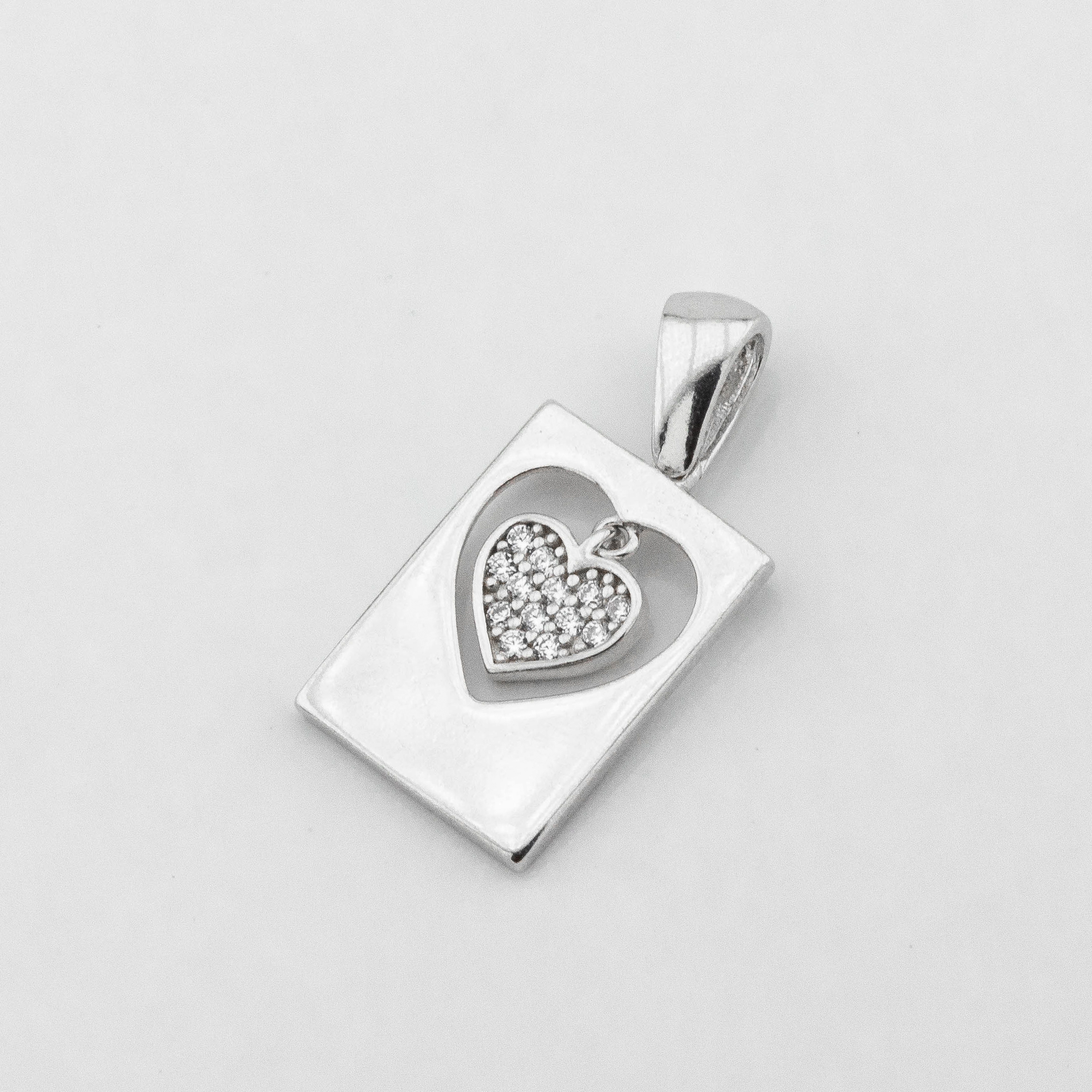 

Серебряная подвеска Сердечко с фианитами p13906 Диамант
