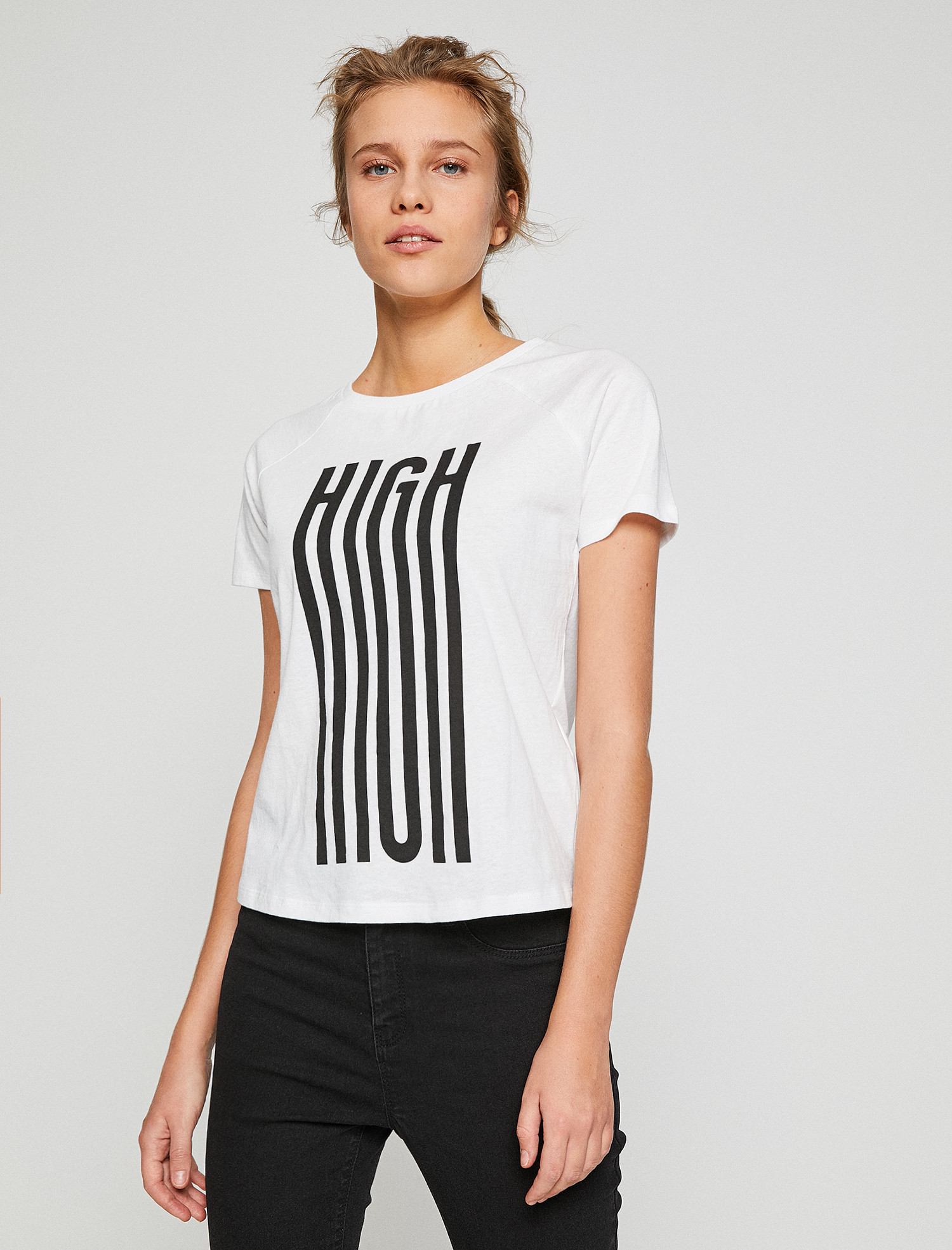 

Футболка Koton 8YAL11501JK-001 L Off White