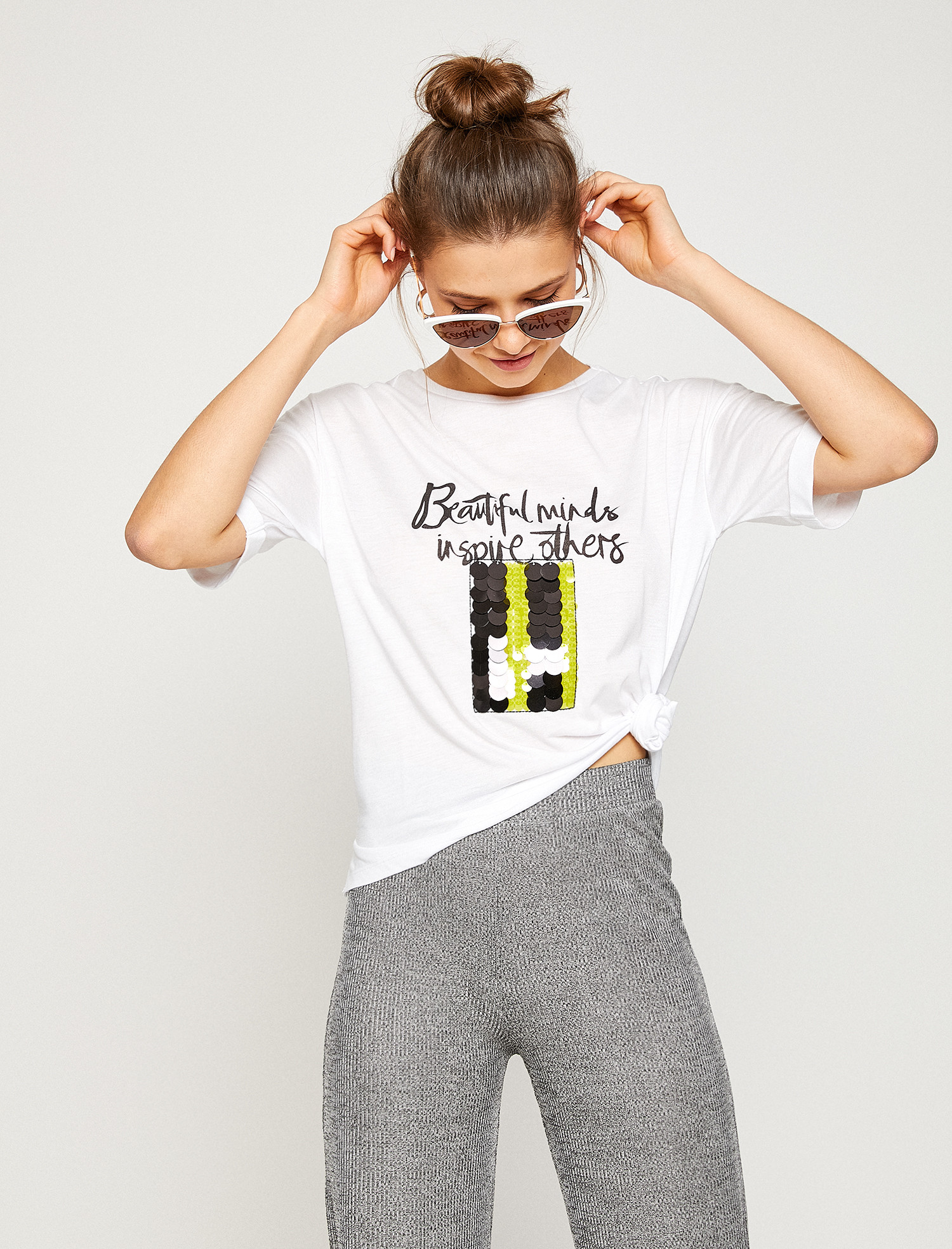 

Футболка Koton 8YAK13294EK-001  Off White, Футболка Koton 8YAK13294EK-001 M Off White