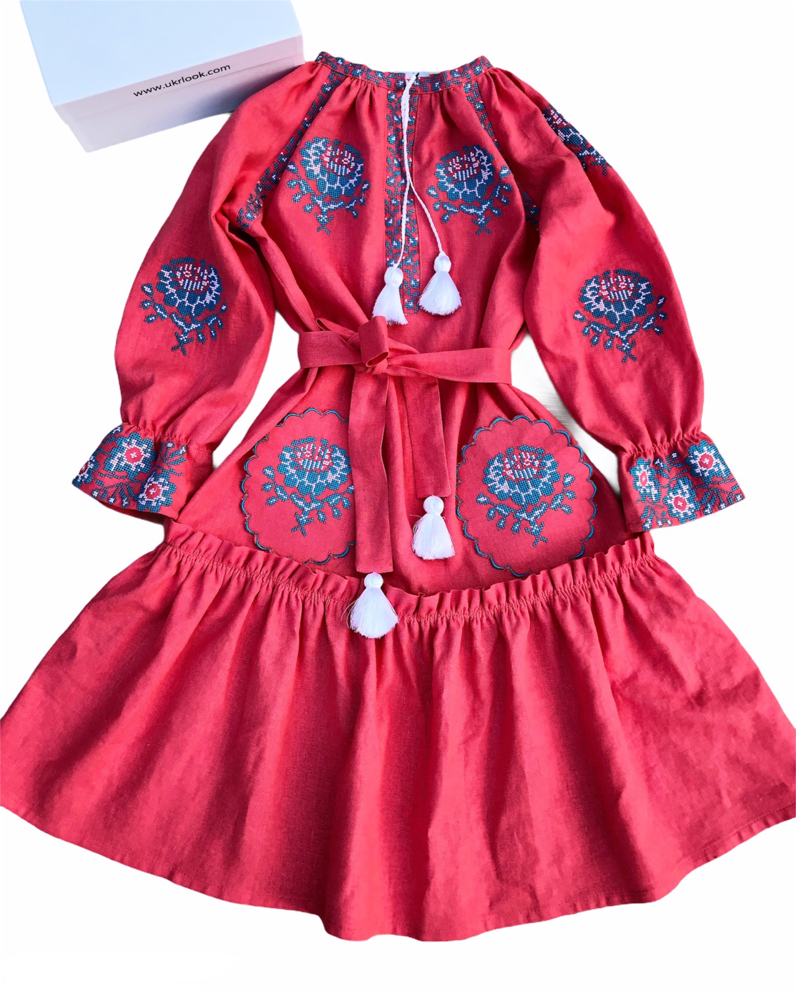 

Дитяча вишиванка UkrLook "Квітка" L Червона (1008900268)
