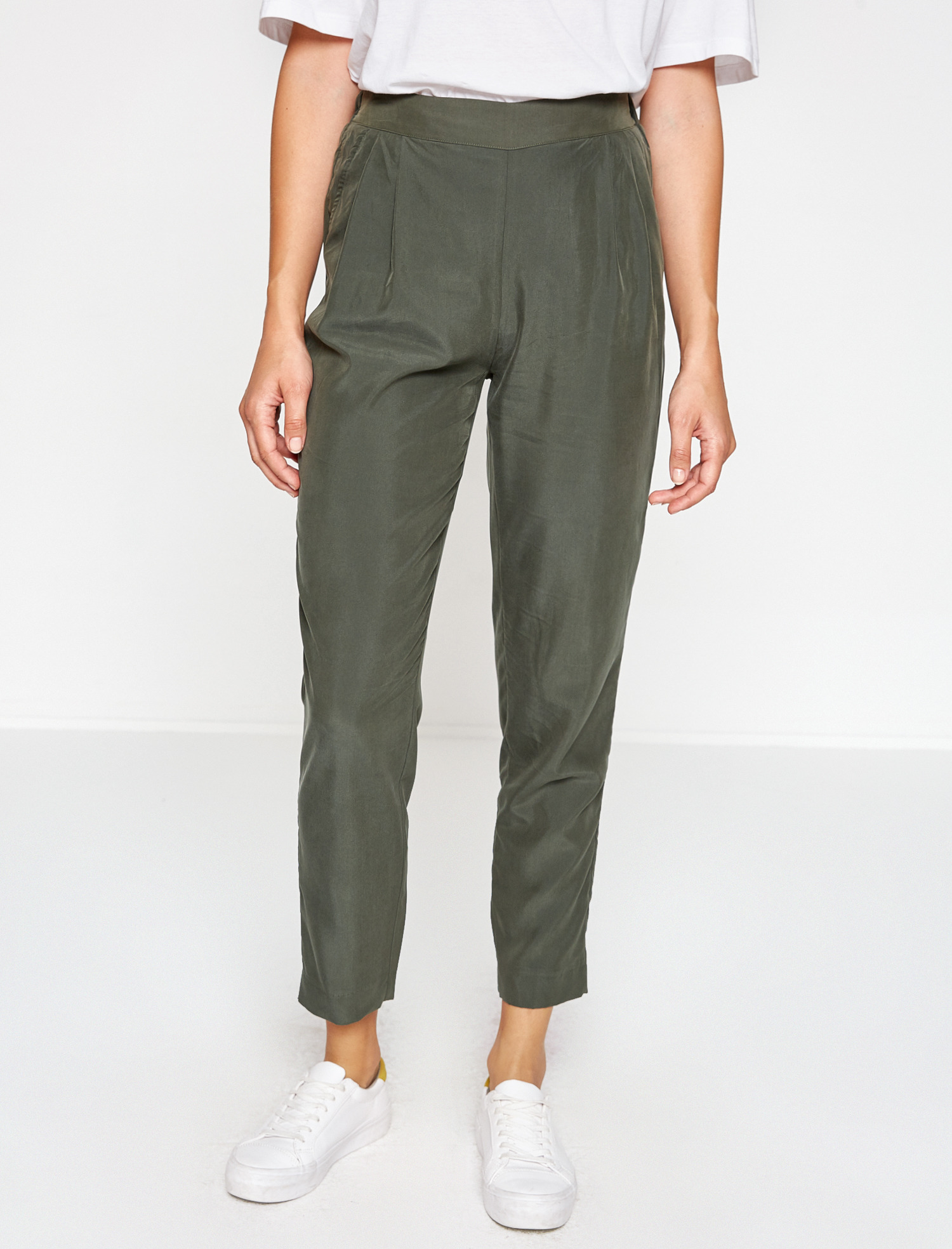 

Брюки Koton 8KAK42910UW 34 D.Khaki