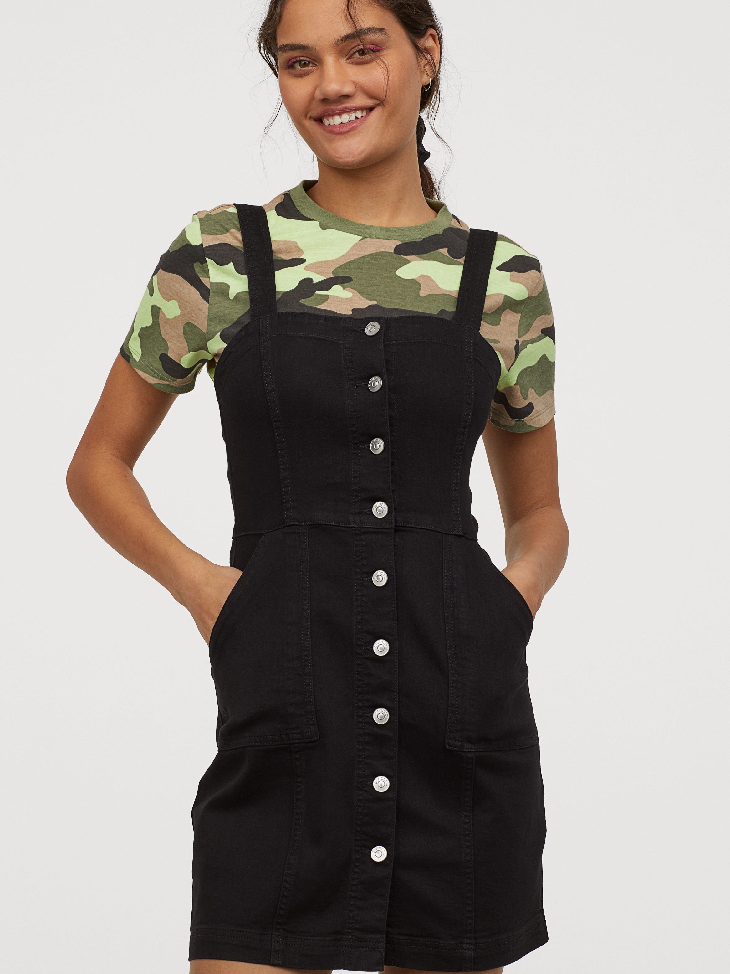 

Сарафан джинсовий H&M 0797079-1 48 Черный