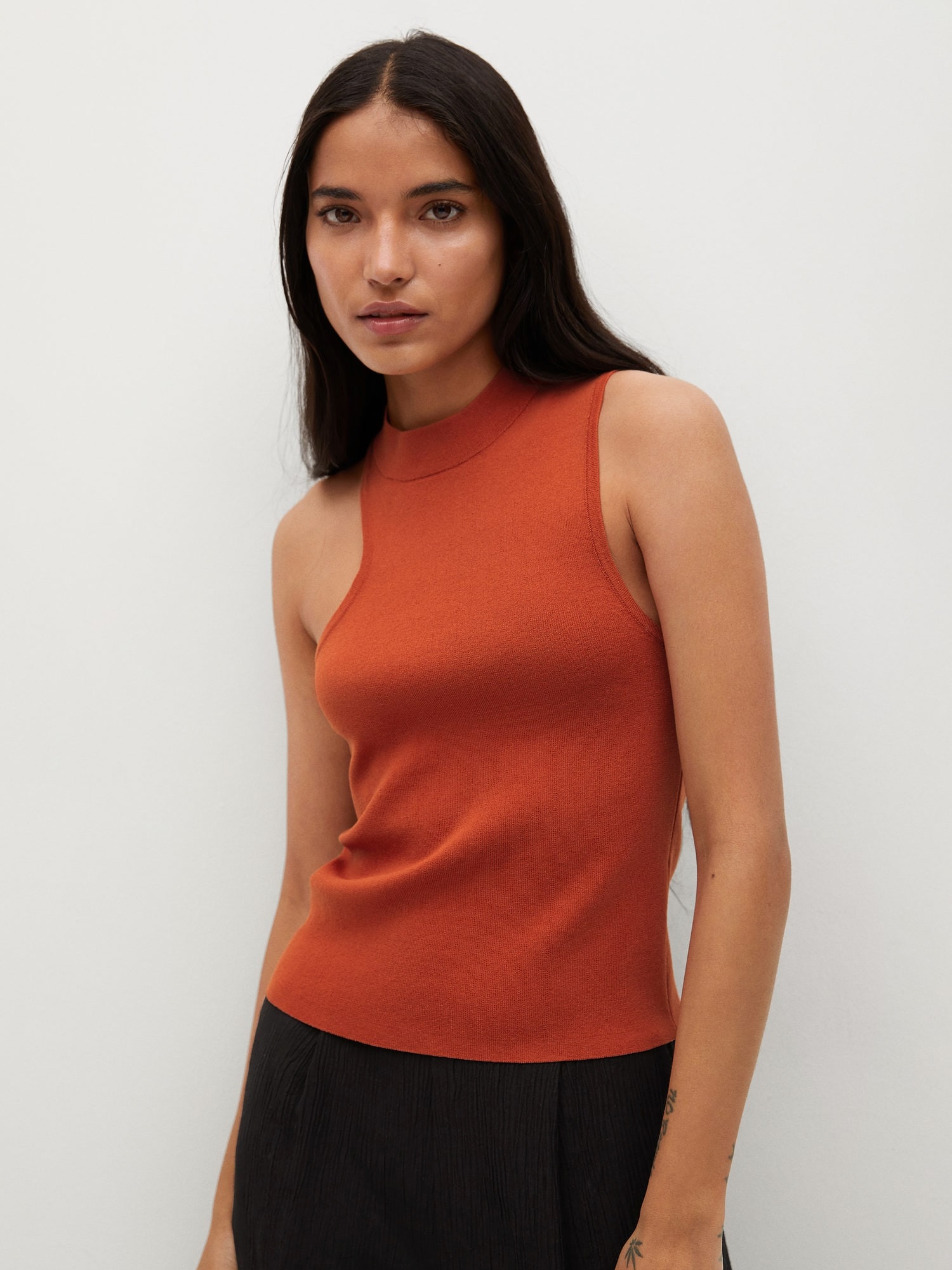 

Топ Mango 87085646-79 M