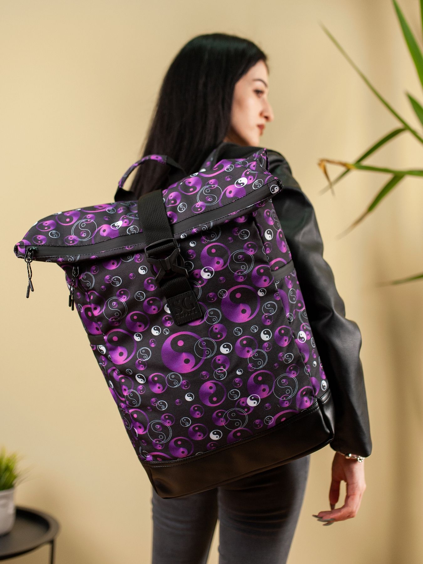 

Рюкзак роллтоп SG Empire Travel bag инь-янь фиолетовый RKTB04144