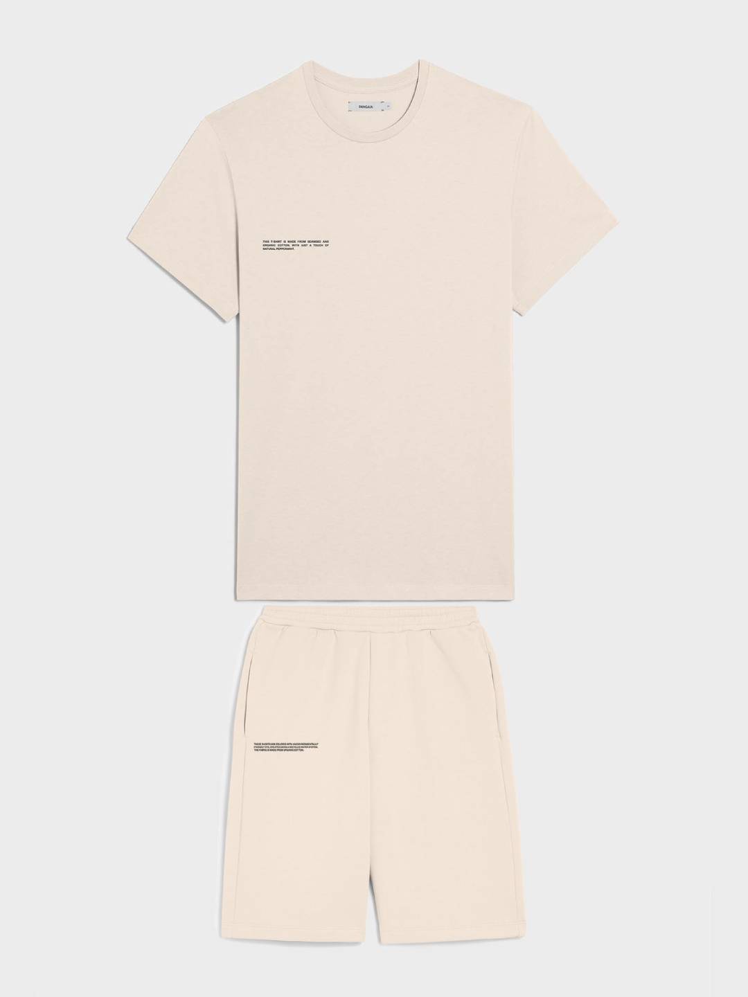

Облегченный мужской oversized костюм (футболка и шорты) из органического хлопка The Pangaia Lightweight Organic Cotton Suit Beige бежевый XL