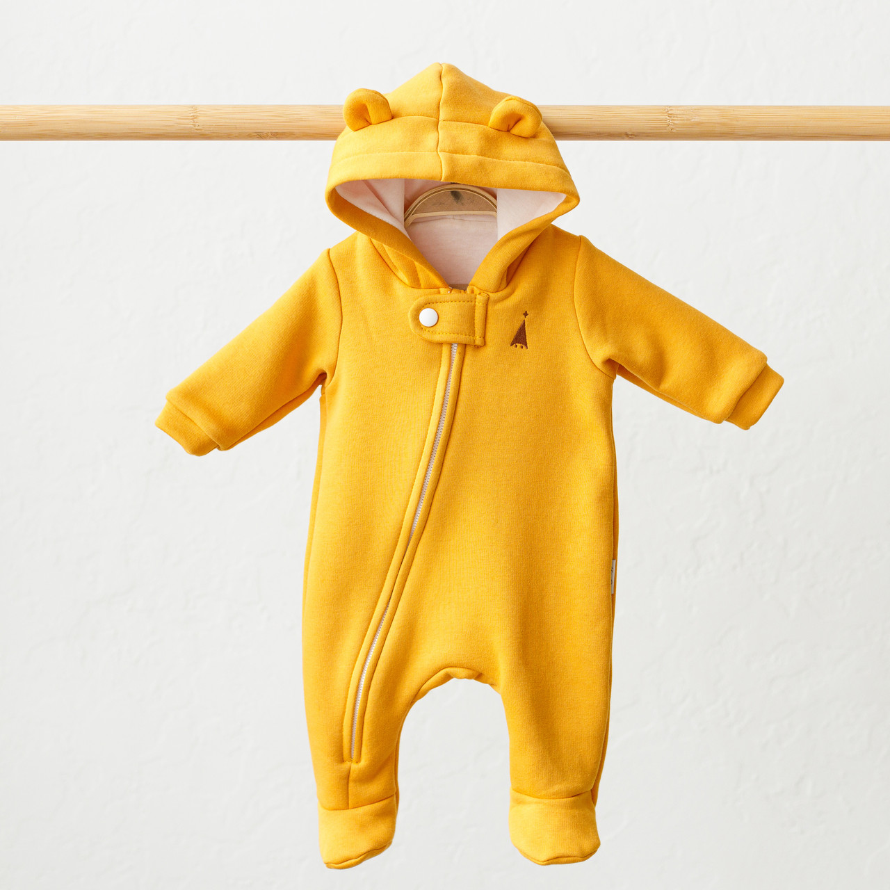 

Трикотажный человечек-комбинезон Magbaby Nory демисезон горчичный