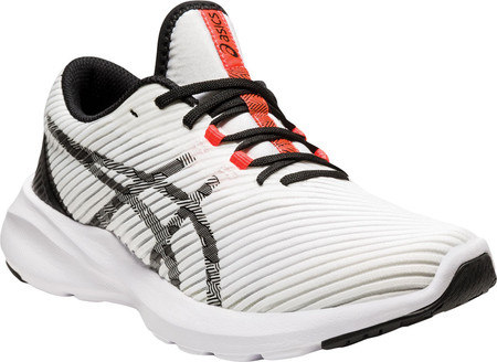 

Женские кроссовки ASICS Versablast Running Sneaker White/Black 41.5