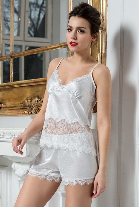 

Комплект "Принцесса" 8042  (Женские пижамы, Комплект "Принцесса" 8042 L (Женские пижамы)