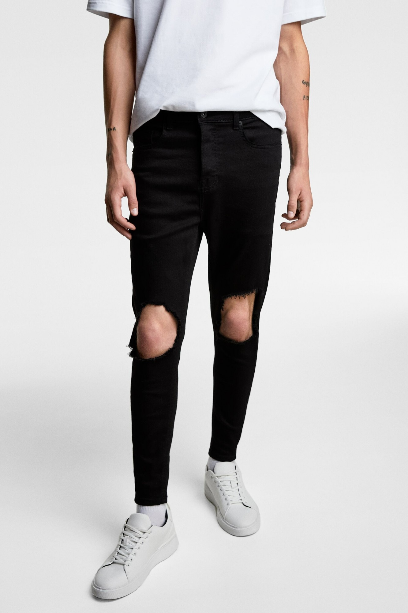 

Джинсы Zara черные скинни демисезонные 38 (4060 300 800)
