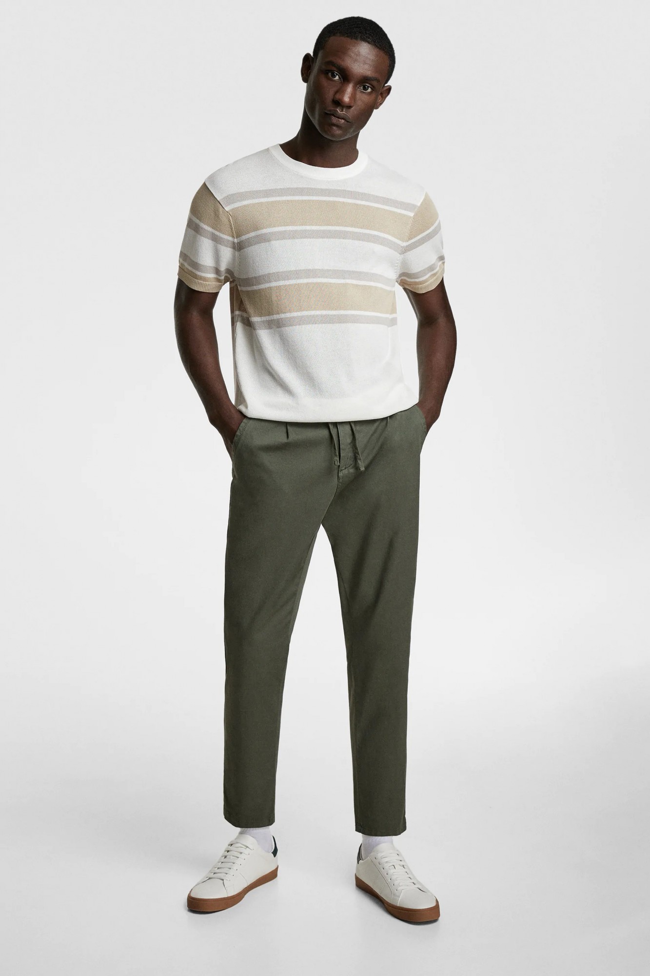 

Брюки Zara хаки зауженные демисезонные M (0706 527 505)