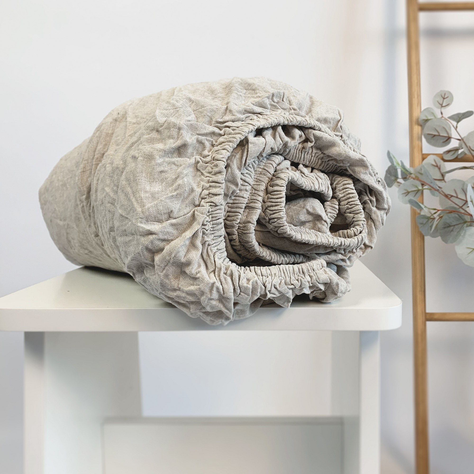 

Льняная простынь на резинке TouchableLinen 200x220x25 см Серый натуральный