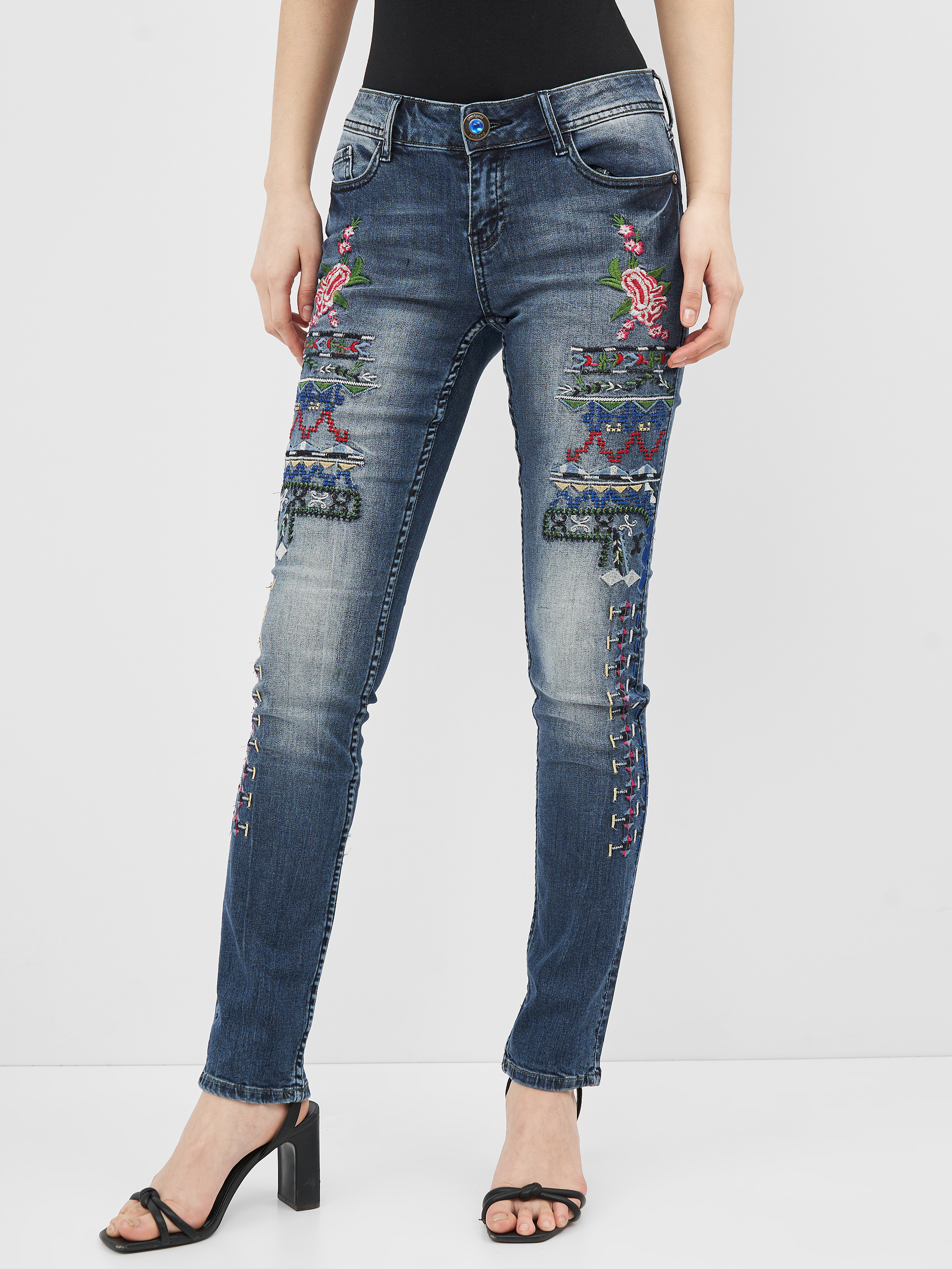 

Джинсы Desigual 71D2JE9/5053  Синий джинс с принтом, Джинсы Desigual 71D2JE9/5053 26 Синий джинс с принтом