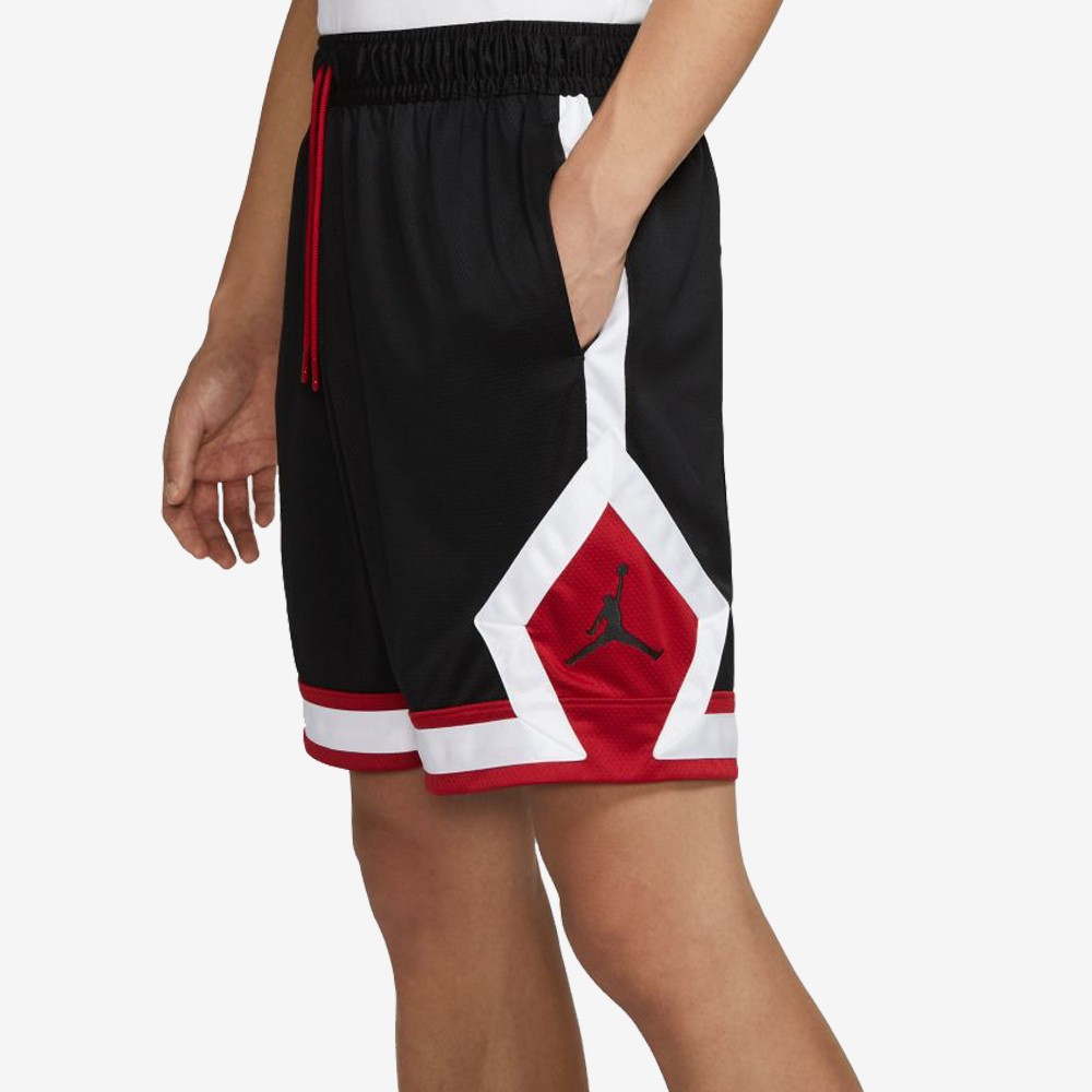 

Шорты Jordan JUMPMAN DIAMOND SHORT (M) CV6022-010