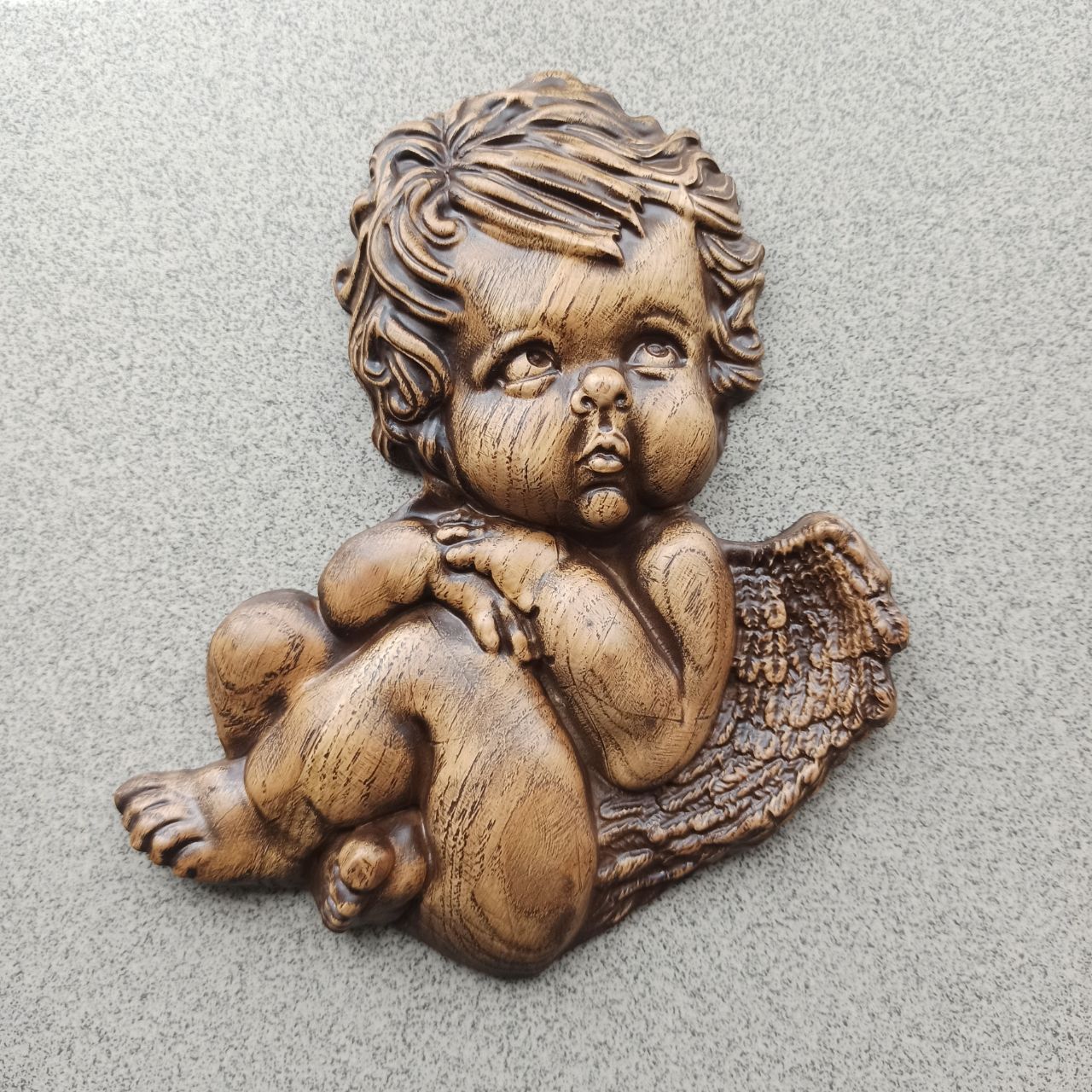

Барельеф "Ангелок", Atributlux, 21*17 см резной из дерева