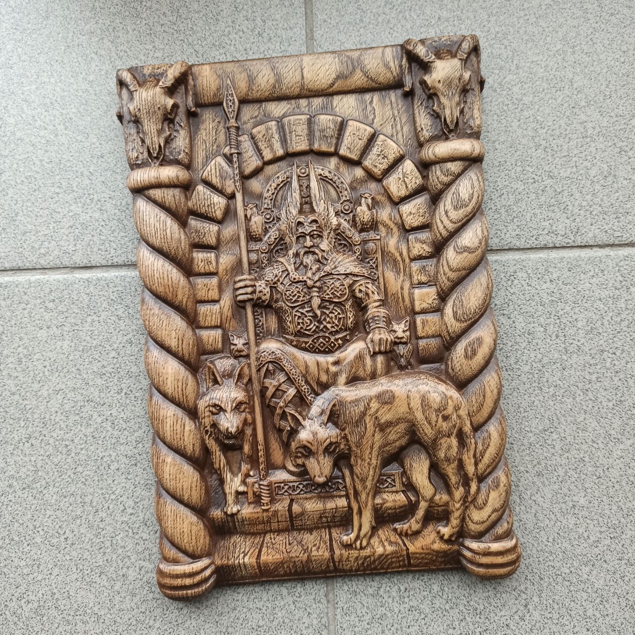 

Панно "Бог Один", Atributlux, 30*20,8 см резное из дерева