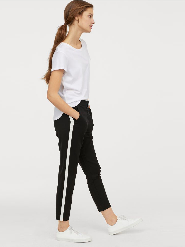 

Брюки H&M 0700104-9  Черные, Брюки H&M 0700104-9 40 Черные