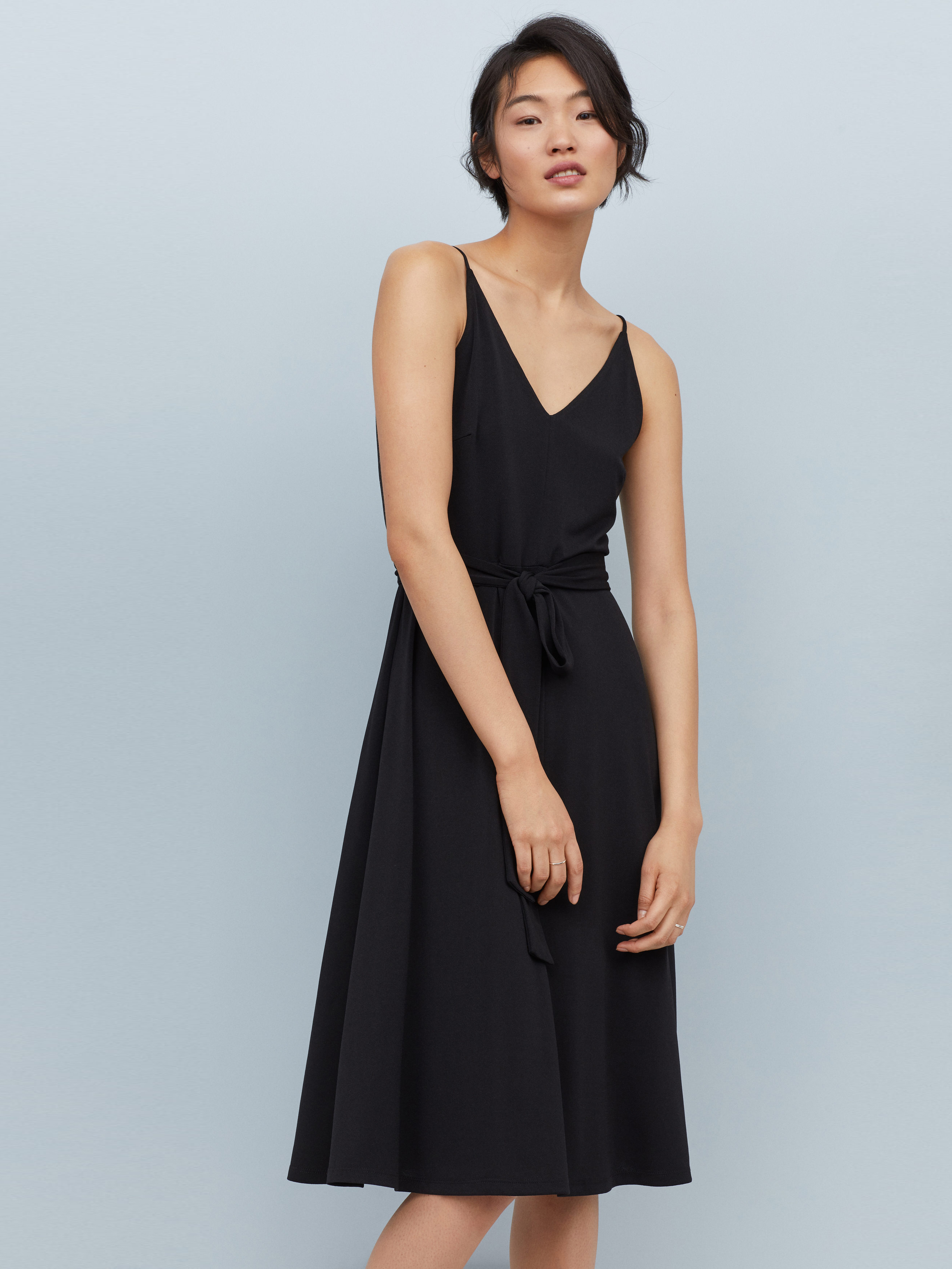 

Сарафан H&M 0739819-9  Черный, Сарафан H&M 0739819-9 XL Черный