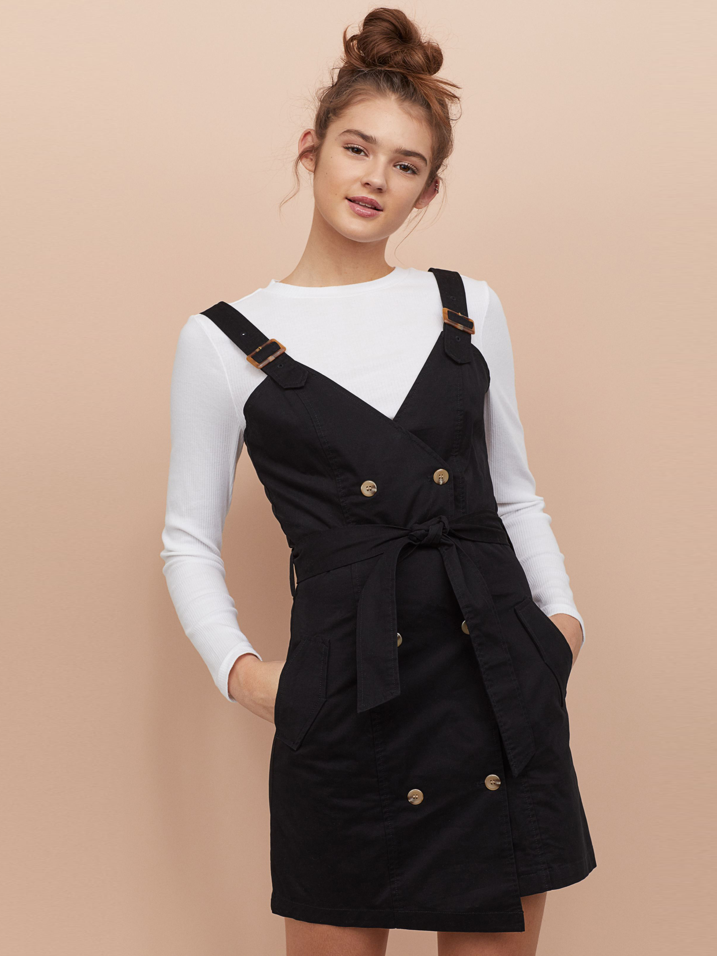 

Сарафан джинсовый H&M 0862952-1  Черный, Сарафан джинсовый H&M 0862952-1 38 Черный