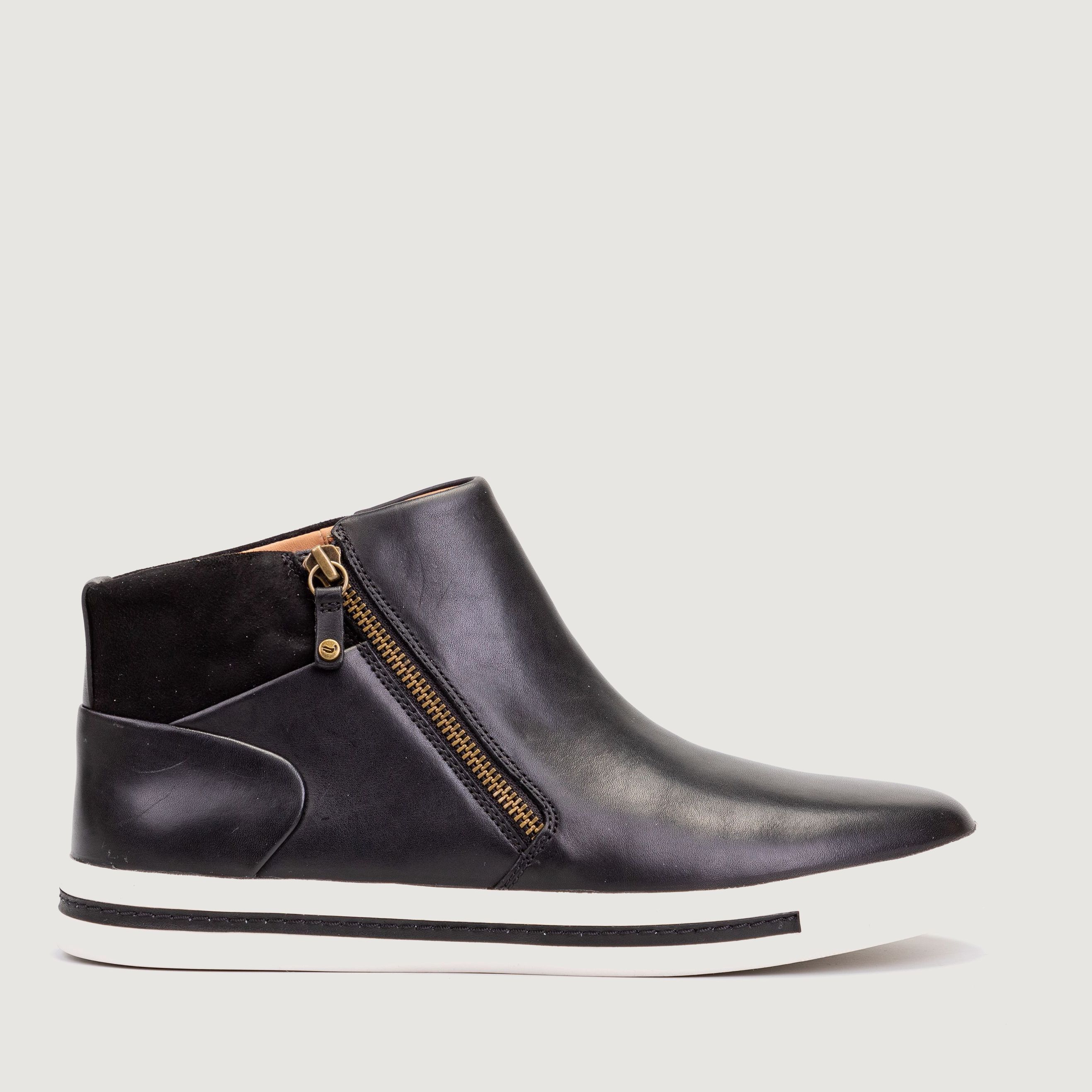 

Ботинки Clarks 2615-2004 41 (25.8 см) Черные