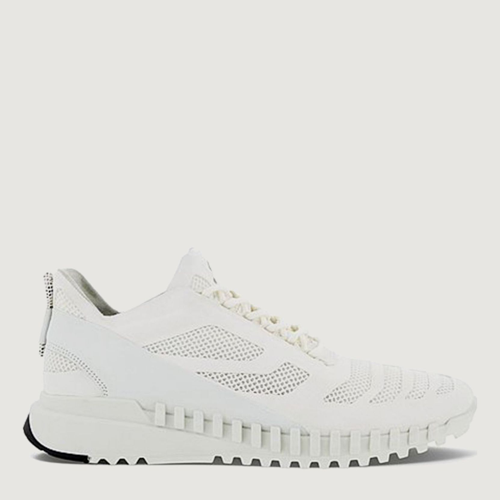 

Кроссовки ECCO 80378450696 40 Белые