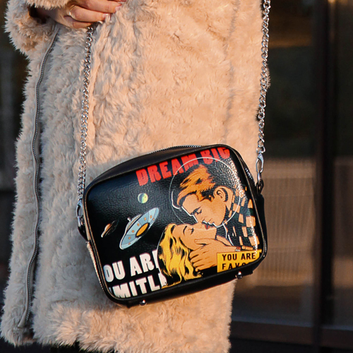 

Сумка на цепочке Cherie Presentville Космос 21x17x7 см