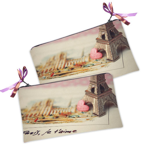 

Косметичка женская Presentville Париж 20x12 см