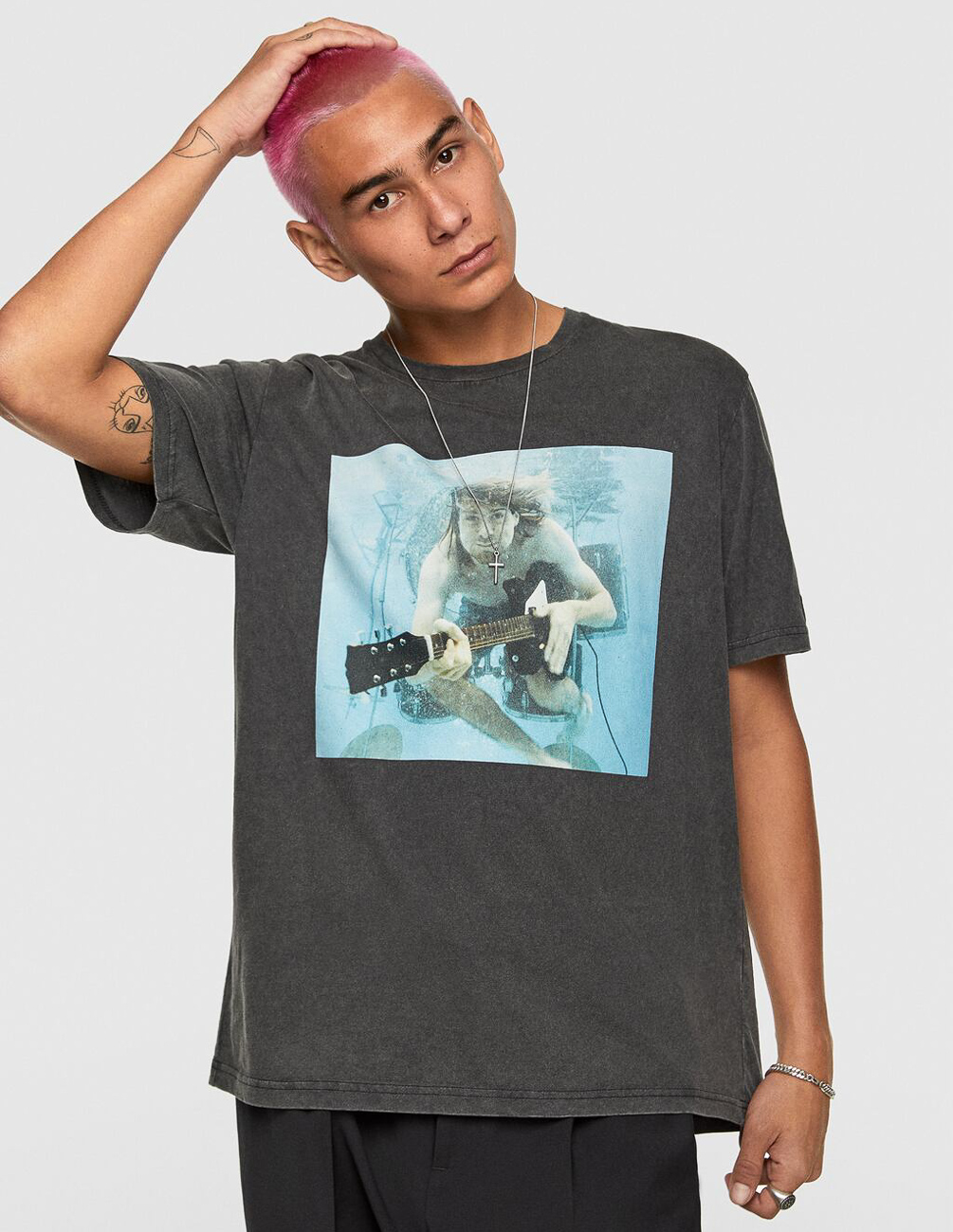 

Футболка Zara М0109200 (0962/310/800) цвет темно-серый M