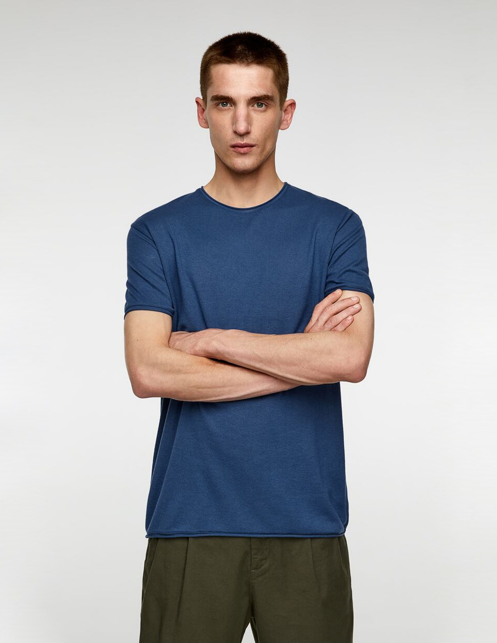 

Футболка Zara М0109178 (4231/400/200) цвет синий L