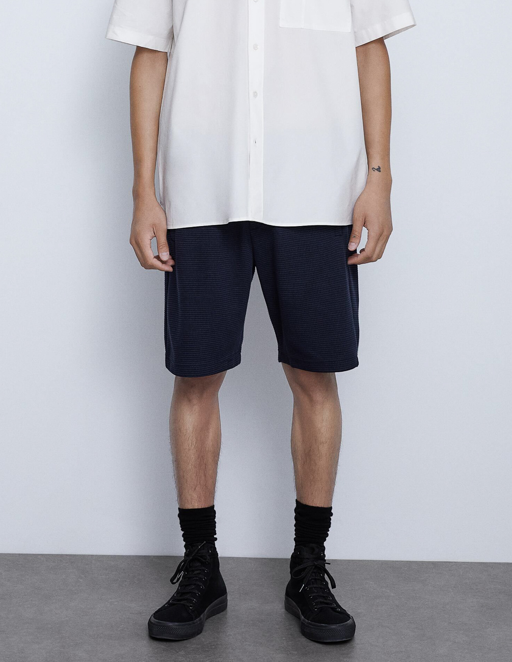 

Шорты Zara М0109274 (4087/304/401) цвет синий L