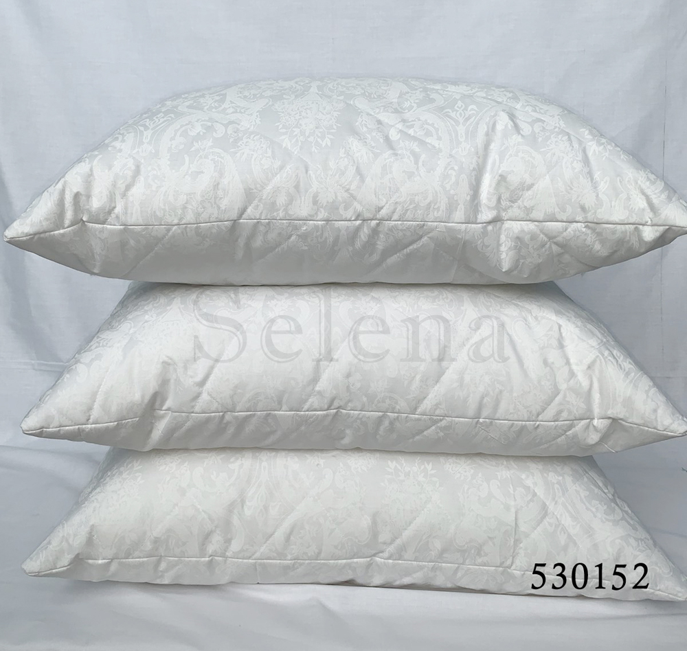 

Подушка стеганная на молнии Selena 70х70 530152007