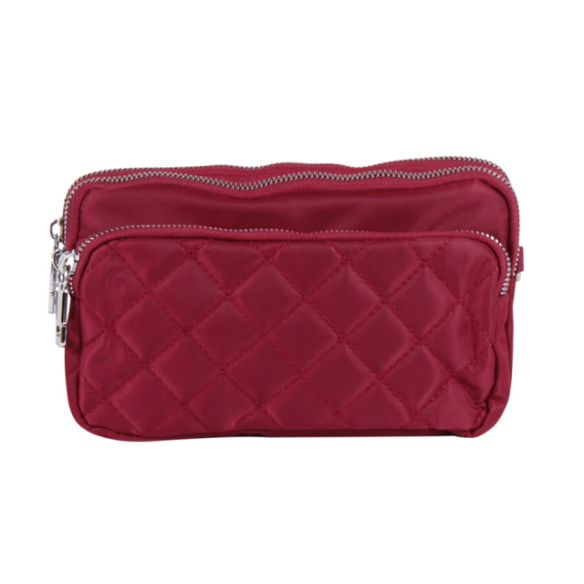 

Сумочка Luxury Leather Accessories из водонепроницаемого текстиля,33040.красная