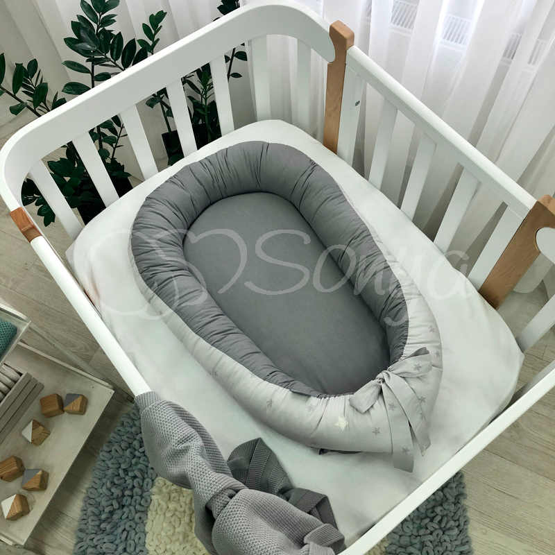 

Кокон для новорожденных (позиционер гнездышко) Baby Design Звезды на сером 90х65 см
