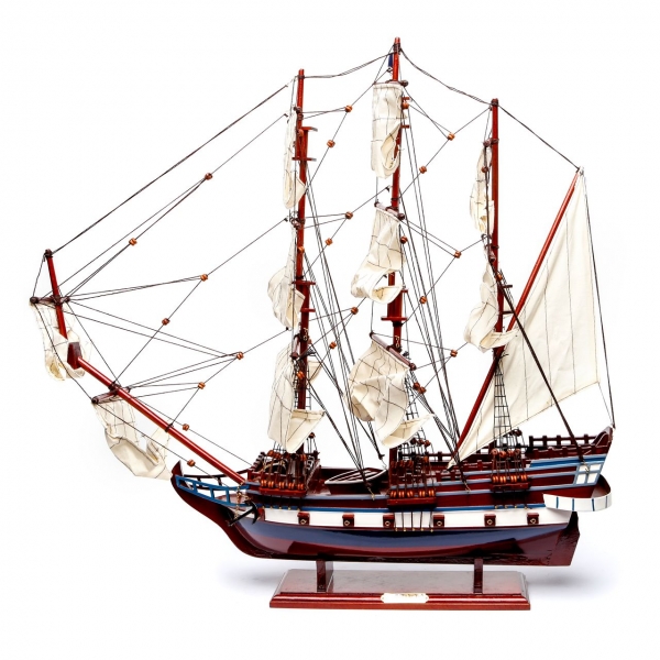 

Модель корабля из дерева LE SOLЕIL ROYAL 80 см 65003 Two Captains