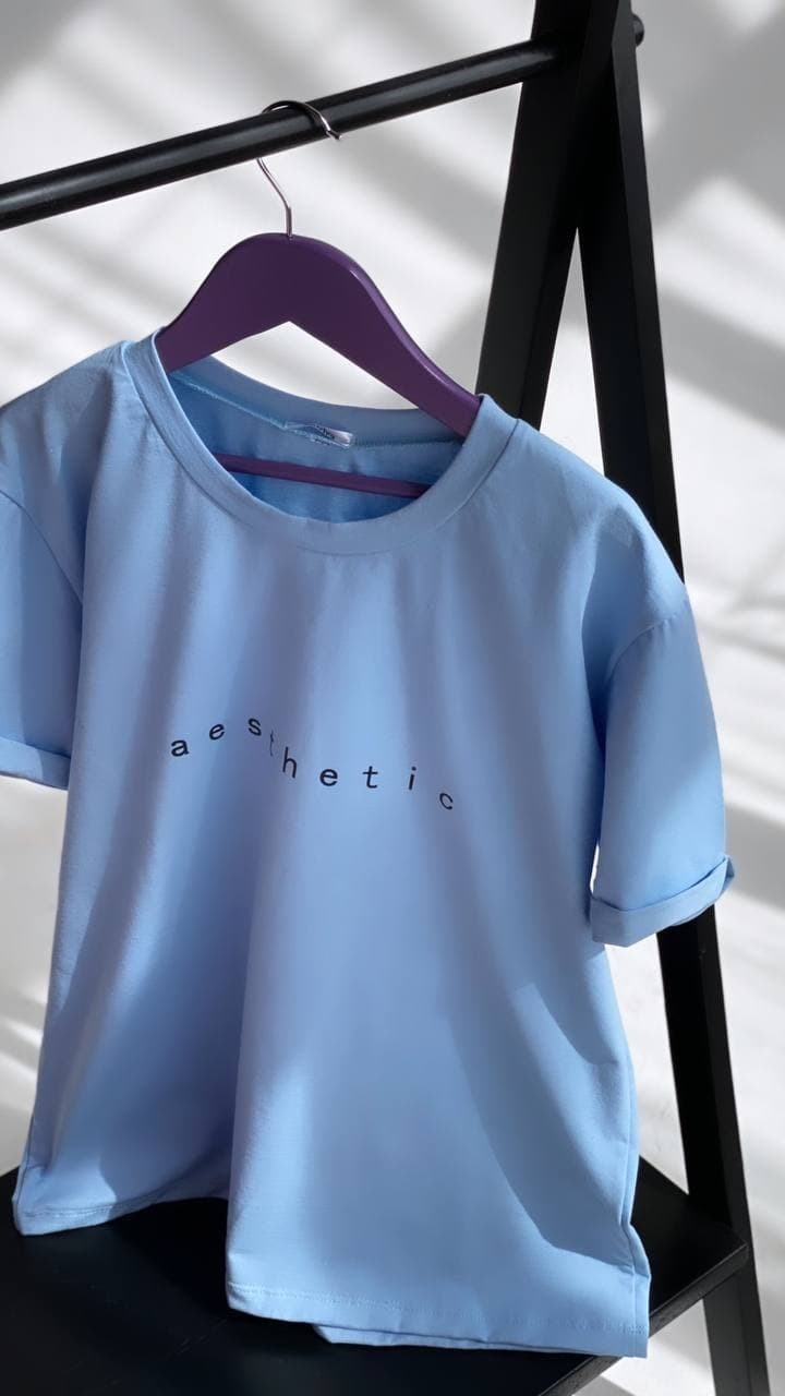 

Футболка женская Aesthetic голубая 42-48 B106