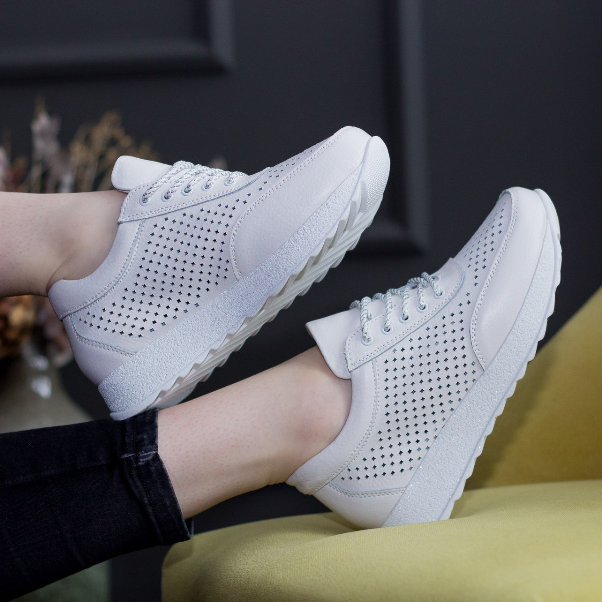 

Кроссовки женские Fashion Xiao 2671 39 размер 24,5 см Белый