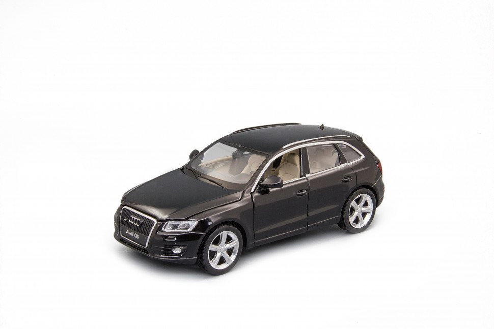 

Машинка игрушка Автосвіт AS-2718 Audi Q5 металлическая инерционная черная 15 см 1:32 (641220012)