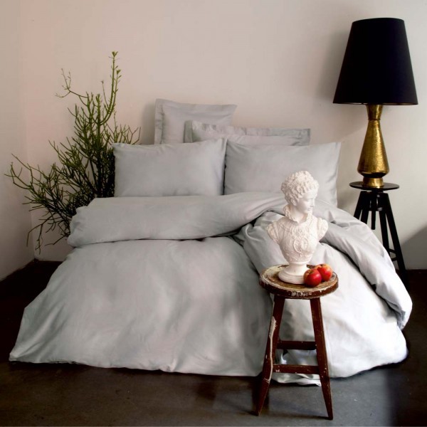 

Комплект постельного белья ISSIMO HOME SIMPLY SATIN семейный Серый