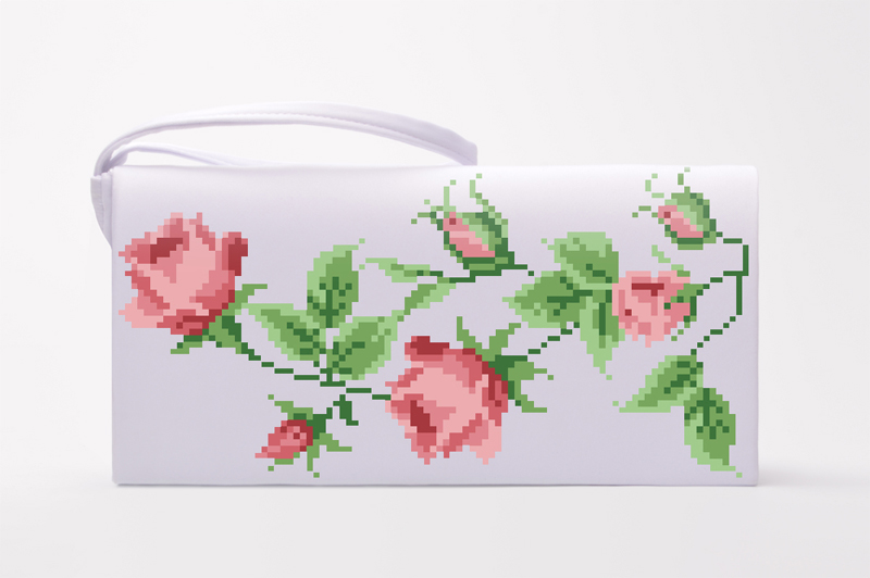 

Набір для вишивки бісером Барвиста Вишиванка заготовки пошитого клатча Тендітні троянди (КЛ017шБ1301k)