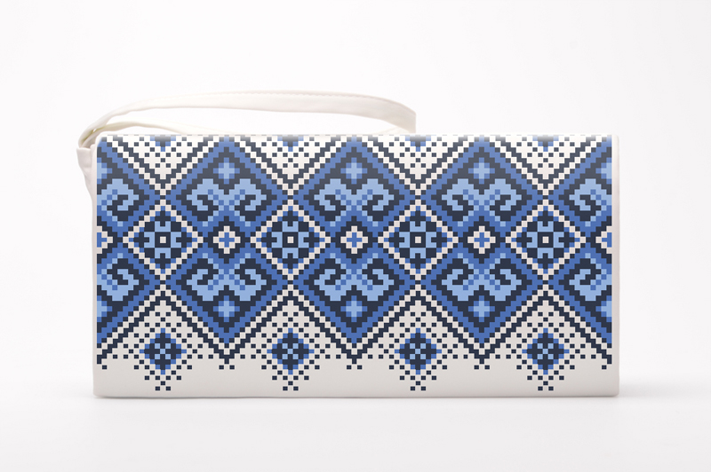 

Набір для вишивки бісером Барвиста Вишиванка заготовки пошитого клатча Берегиня (КЛ107дМ1301k)