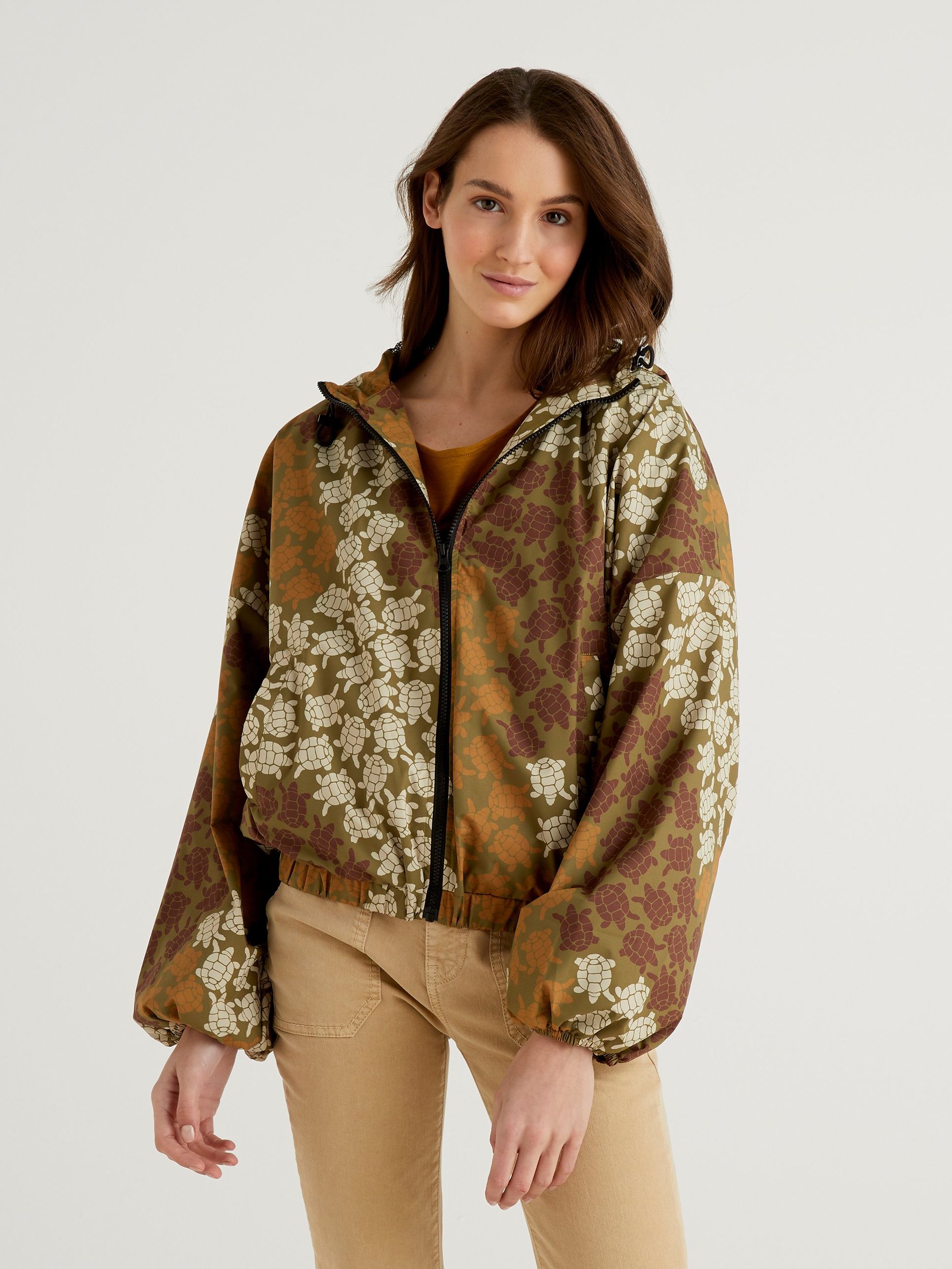 

Ветровка United Colors of Benetton 20V3536N3-74K L