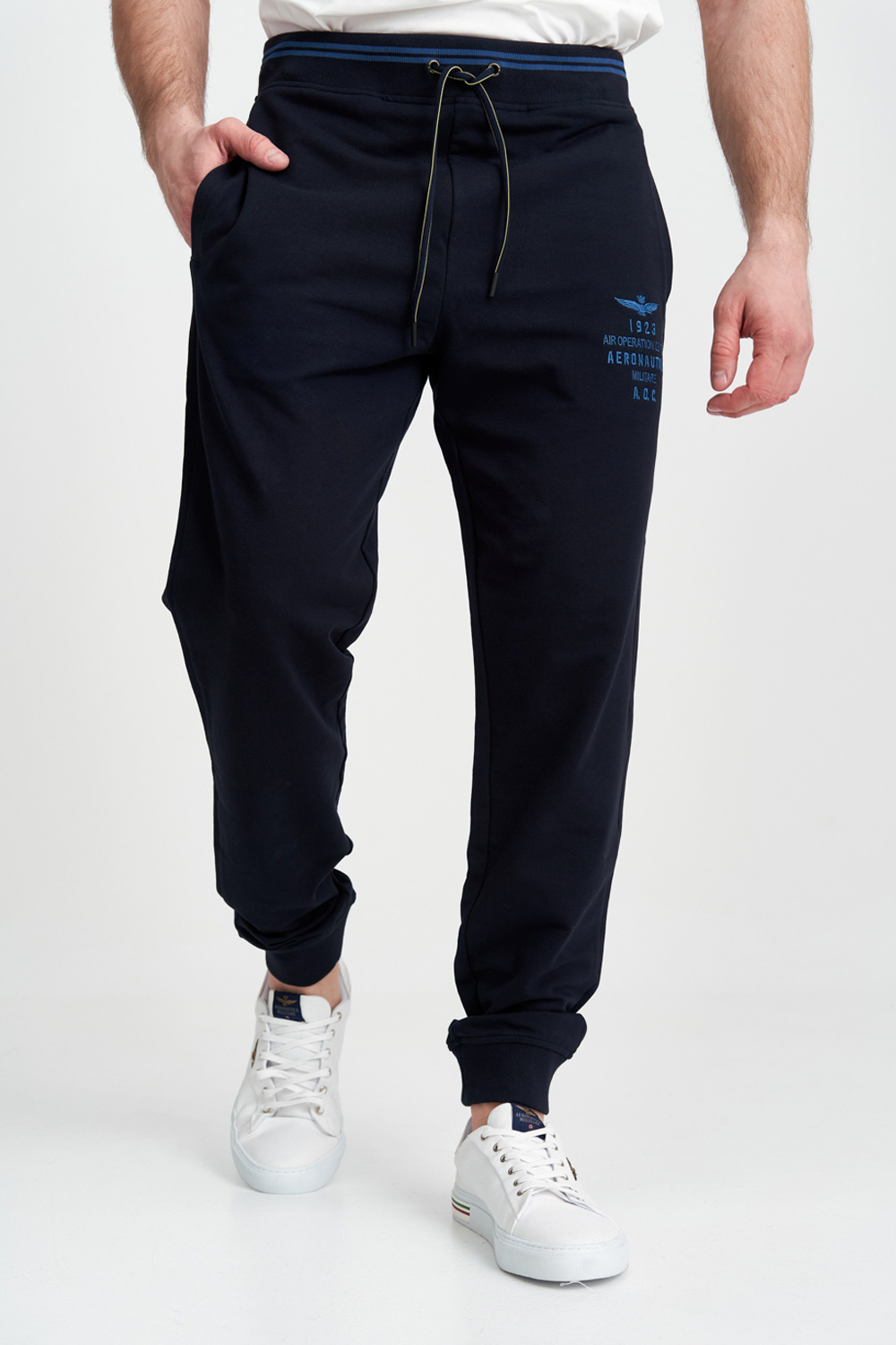 

Эластичные спортивные штаны Aeronautica Militare 3976 XXL